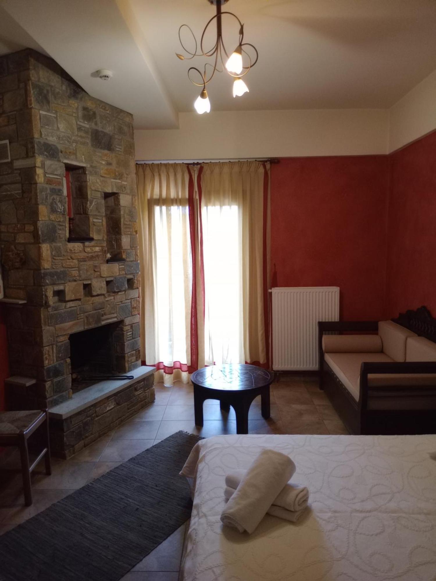 Hotel Erotas Áyios Dhimítrios Eksteriør billede
